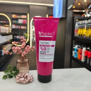 کرم مو تقویت‌کننده و ترمیم‌کننده ویتاپلکس مدل CURL CARE مناسب موهای فر بدون سولفات